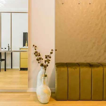 Luxury 5 Stars Aviatiei Park Condominium
