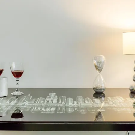 Luxury 5 Stars Aviatiei Park Condominium Bucareste