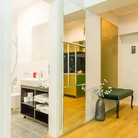 Luxury 5 Stars Aviatiei Park Condominium