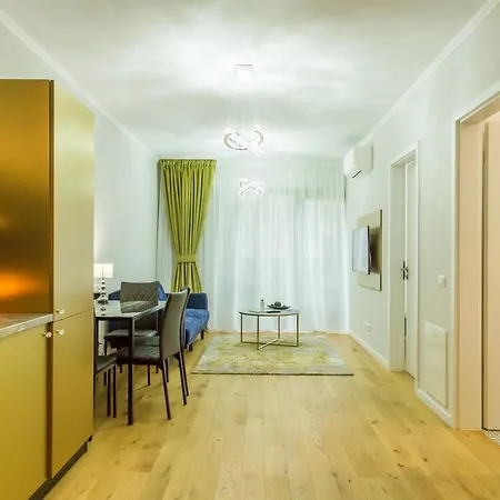 Apartamento Luxury 5 Stars Aviatiei Park Condominium