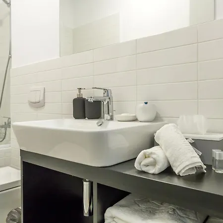 Luxury 5 Stars Aviatiei Park Condominium *