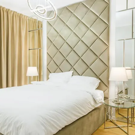 Luxury 5 Stars Aviatiei Park Condominium Apartment Bucharest