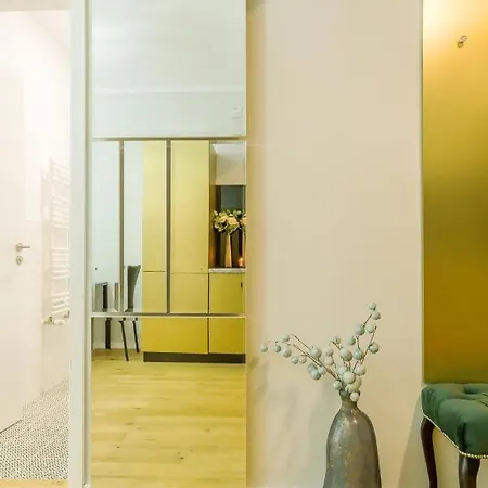 Apartment Luxury 5 Stars Aviatiei Park Condominium