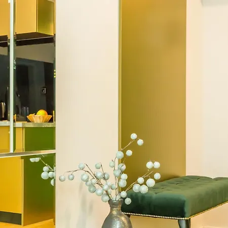 Luxury 5 Stars Aviatiei Park Condominium Bucharest